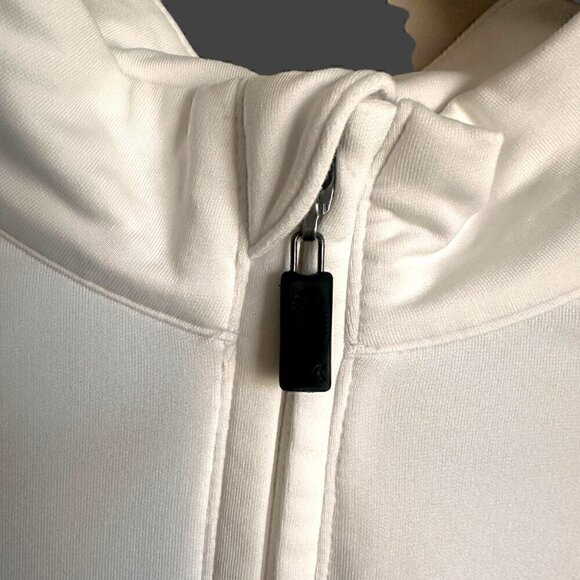 EUC - Cutter & Buck Men's Pennant Sport Half Zip in White - Size: Large - Picture 4 of 11